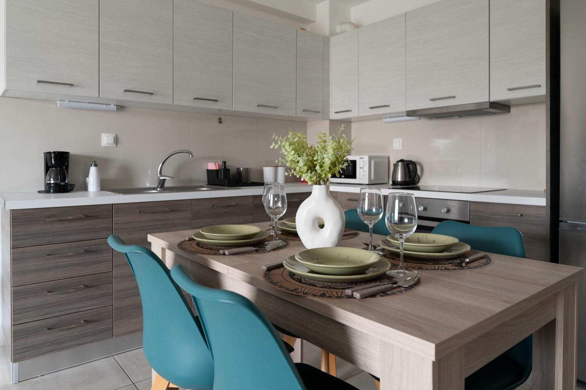 Modern Spacious Apartment Located In Piräus Exterior foto